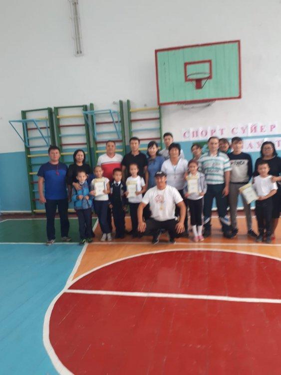 "Спорт сүйер әкелер" салауатты бала спорттық іс-шара
